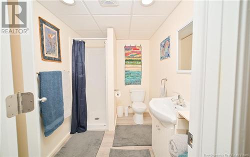 26 Birchcroft Drive, Fredericton, NB - Indoor Photo Showing Bathroom
