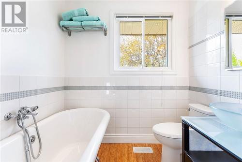 157 Cranbrook Crescent, Sudbury, ON - Indoor Photo Showing Bathroom