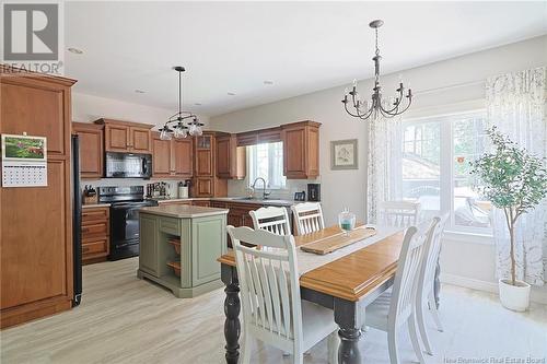39 Country Wood Lane, Fredericton, NB - Indoor Photo Showing Dining Room