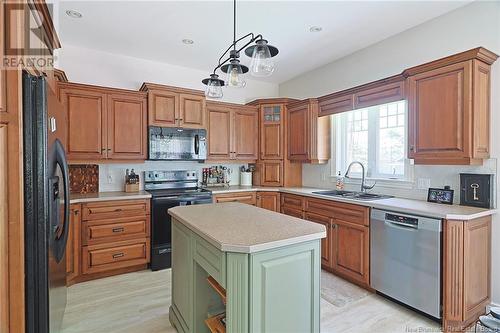 39 Country Wood Lane, Fredericton, NB - Indoor Photo Showing Kitchen