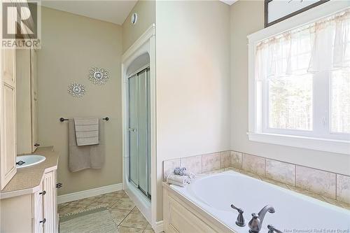 39 Country Wood Lane, Fredericton, NB - Indoor Photo Showing Bathroom