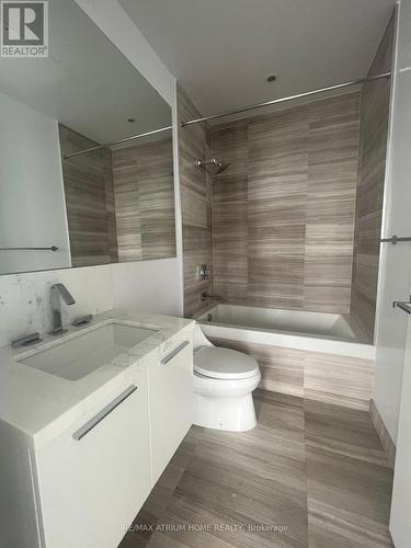 Ph5305 - 42 Charles Street E, Toronto, ON - Indoor Photo Showing Bathroom