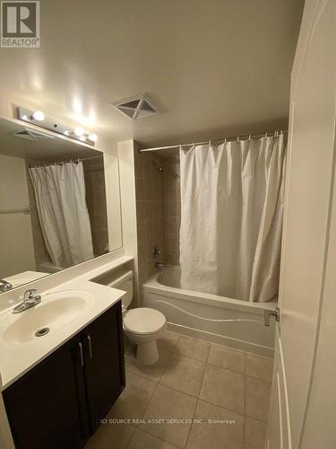 3305 - 70 Town Centre Court, Toronto, ON - Indoor Photo Showing Bathroom