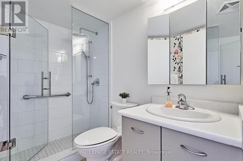 803 - 1093 Kingston Road, Toronto, ON - Indoor Photo Showing Bathroom