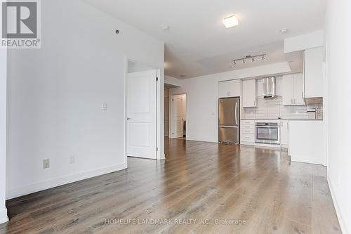 1710 - 195 Bonis Avenue, Toronto, ON - Indoor Photo Showing Kitchen