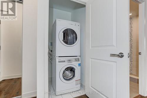 1710 - 195 Bonis Avenue, Toronto, ON - Indoor Photo Showing Laundry Room