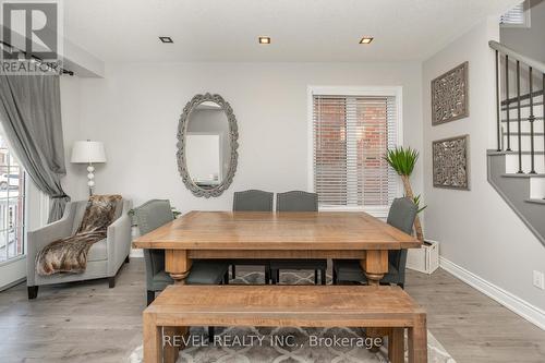 18 Jackson Drive, New Tecumseth, ON - Indoor Photo Showing Dining Room