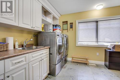 777 Lakelands Avenue, Innisfil, ON - Indoor Photo Showing Laundry Room