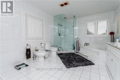 53 Chantilly Crescent, Richmond Hill, ON - Indoor Photo Showing Bathroom
