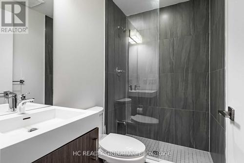 1602 - 17 Dundonald Street, Toronto, ON - Indoor Photo Showing Bathroom