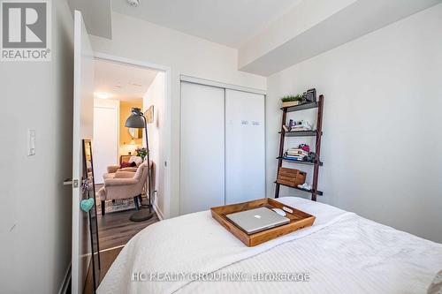 1602 - 17 Dundonald Street, Toronto, ON - Indoor Photo Showing Bedroom