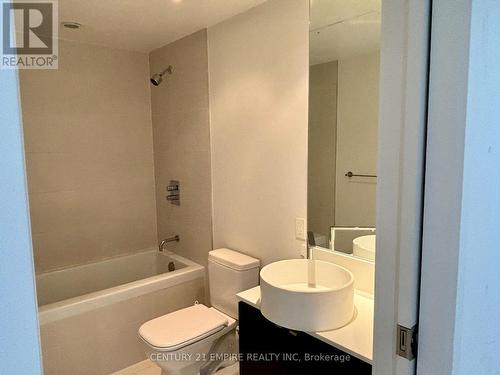 416 - 60 Colborne Street, Toronto, ON - Indoor Photo Showing Bathroom