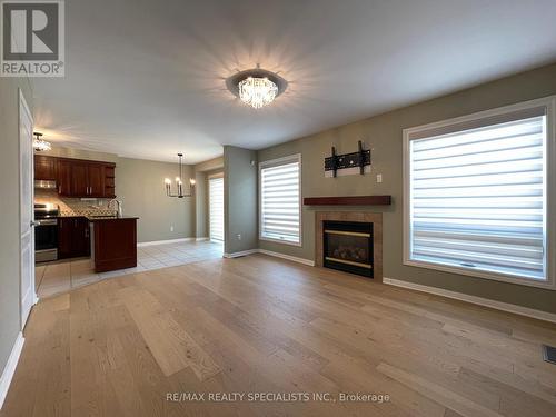 1651 Gowling Terrace, Milton, ON - Indoor Photo Showing Living Room With Fireplace