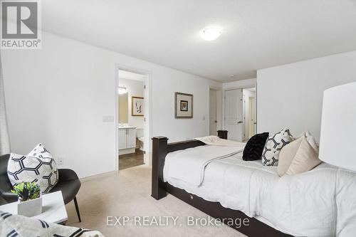 12 Bayonne Drive, Hamilton, ON - Indoor Photo Showing Bedroom