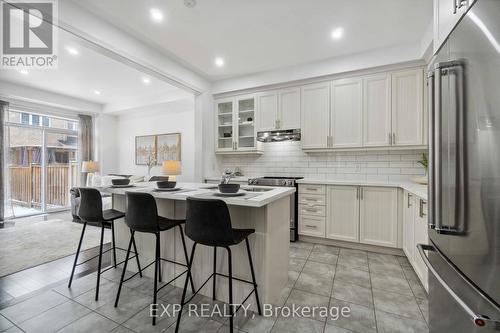 12 Bayonne Drive, Hamilton, ON - Indoor Photo Showing Kitchen With Upgraded Kitchen