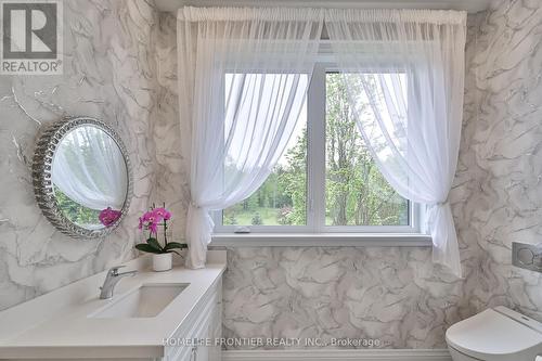 1427 10Th Sideroad, New Tecumseth, ON - Indoor Photo Showing Bathroom