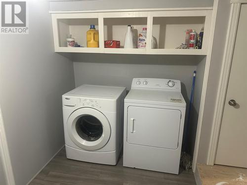 468 Main Street, Triton, NL - Indoor Photo Showing Laundry Room