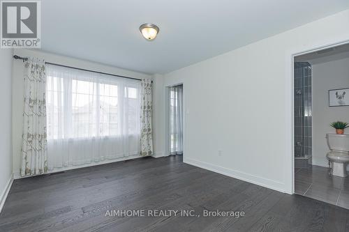 59 Frederick Pearson Street, East Gwillimbury, ON - Indoor Photo Showing Other Room