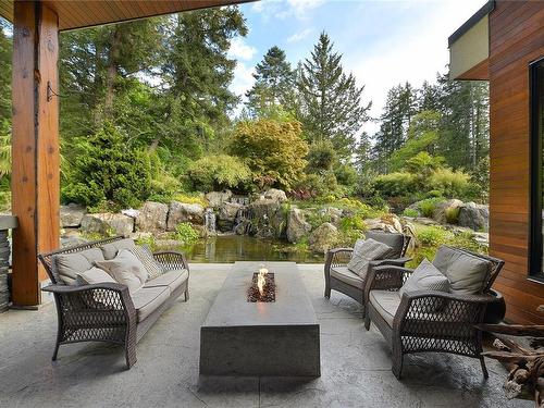 5030 West Saanich Rd, Saanich, BC - Outdoor With Exterior