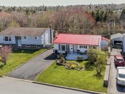 18 Flying Cloud Drive  Cole Harbour, NS B2W 4S9