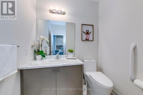 16 Gerussi Street, Vaughan, ON - Indoor Photo Showing Bathroom