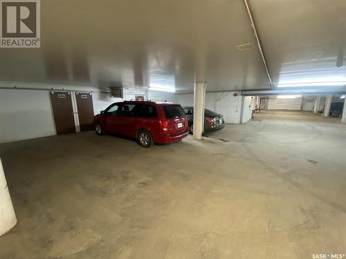 206 27 Erichsen Place, Yorkton, SK - Indoor Photo Showing Garage