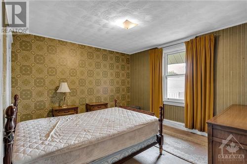 266 Sunnyside Avenue, Ottawa, ON - Indoor Photo Showing Bedroom