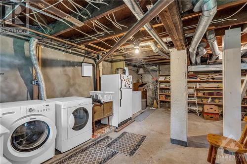 266 Sunnyside Avenue, Ottawa, ON - Indoor Photo Showing Laundry Room