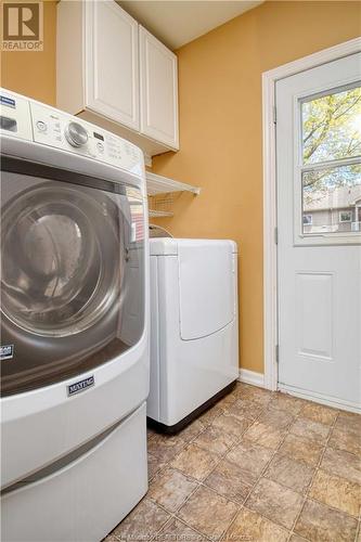 66 Pleasant St, Shediac, NB - Indoor Photo Showing Laundry Room