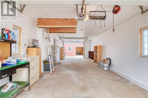 66 Pleasant St, Shediac, NB - Indoor Photo Showing Garage