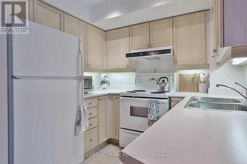 213 - 3 Rean Drive, Toronto, ON - Indoor Photo Showing Kitchen With Double Sink