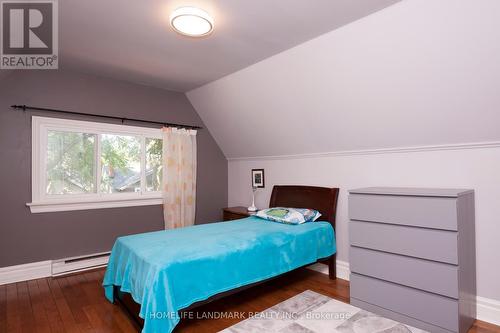 83 Hollywood Crescent, Toronto, ON - Indoor Photo Showing Bedroom