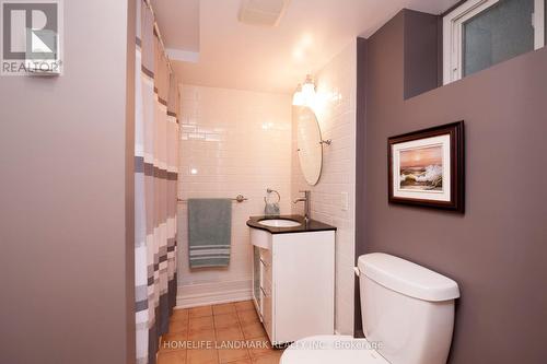 83 Hollywood Crescent, Toronto, ON - Indoor Photo Showing Bathroom