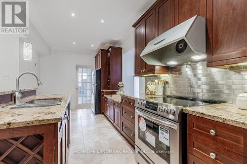 83 Hollywood Crescent, Toronto, ON - Indoor Photo Showing Kitchen With Upgraded Kitchen