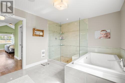16 Bournes Close, Torbay, NL - Indoor Photo Showing Bathroom