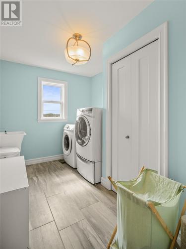 16 Bournes Close, Torbay, NL - Indoor Photo Showing Laundry Room