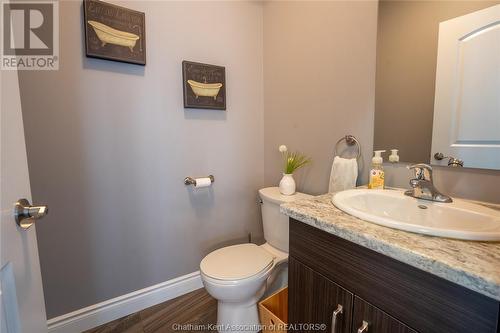 125 Morning Glory Lane, Chatham, ON - Indoor Photo Showing Bathroom