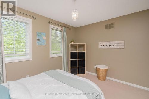 10 Costigan Court, Halton Hills, ON - Indoor Photo Showing Bedroom