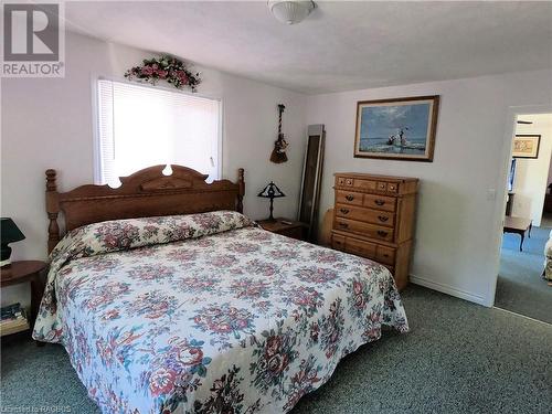 35 Bryant Street, Oliphant, ON - Indoor Photo Showing Bedroom