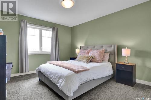 4111 E Green Apple Drive, Regina, SK - Indoor Photo Showing Bedroom