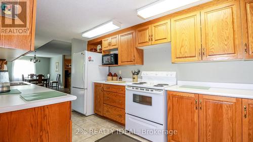 3711 Brunel Road, Lake Of Bays, ON - Indoor Photo Showing Kitchen