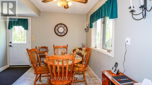 3711 Brunel Road, Lake Of Bays, ON - Indoor Photo Showing Dining Room