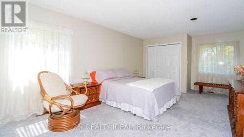 3711 Brunel Road, Lake Of Bays, ON - Indoor Photo Showing Bedroom