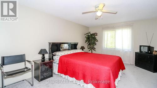 3711 Brunel Road, Lake Of Bays, ON - Indoor Photo Showing Bedroom