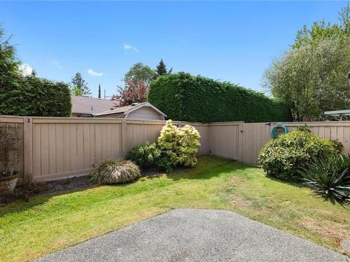 12-310 Pym St, Parksville, BC - Outdoor With Backyard
