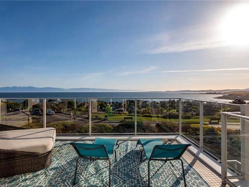 190 King George Terr, Oak Bay, BC - Outdoor With View