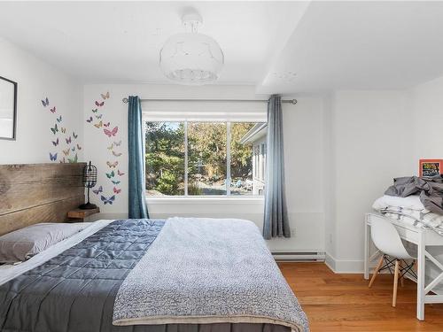 190 King George Terr, Oak Bay, BC - Indoor Photo Showing Bedroom