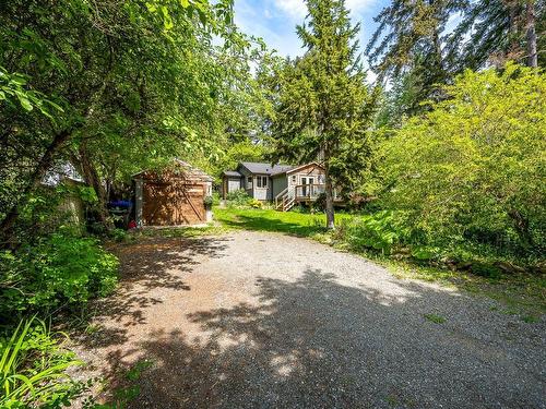 2952 Lupton Rd, Courtenay, BC - Outdoor