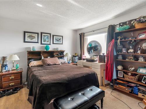 3382 Haida Dr, Colwood, BC - Indoor Photo Showing Bedroom