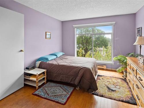 406-2511 Quadra St, Victoria, BC - Indoor Photo Showing Bedroom